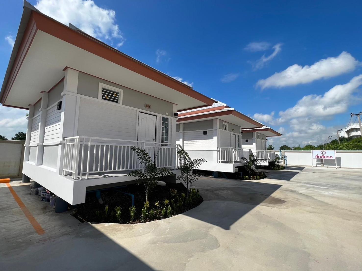 אנג טונג Bualuang Hotel מראה חיצוני תמונה