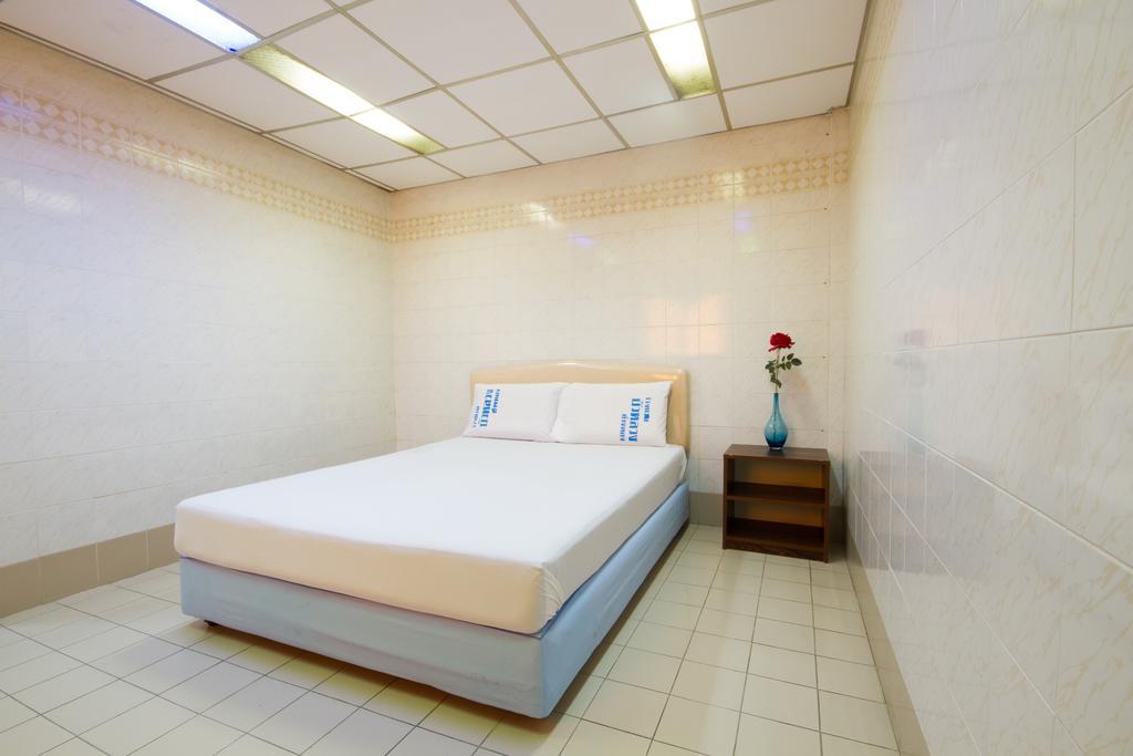 אנג טונג Bualuang Hotel מראה חיצוני תמונה