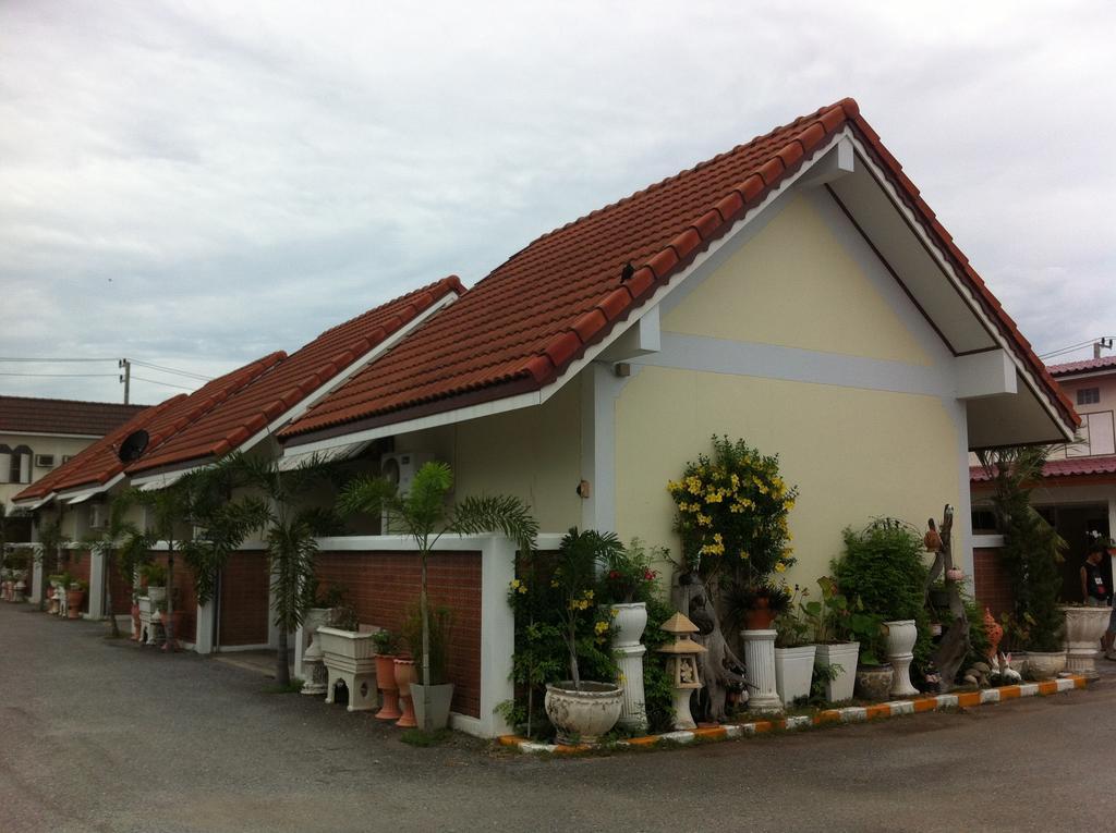 אנג טונג Bualuang Hotel מראה חיצוני תמונה
