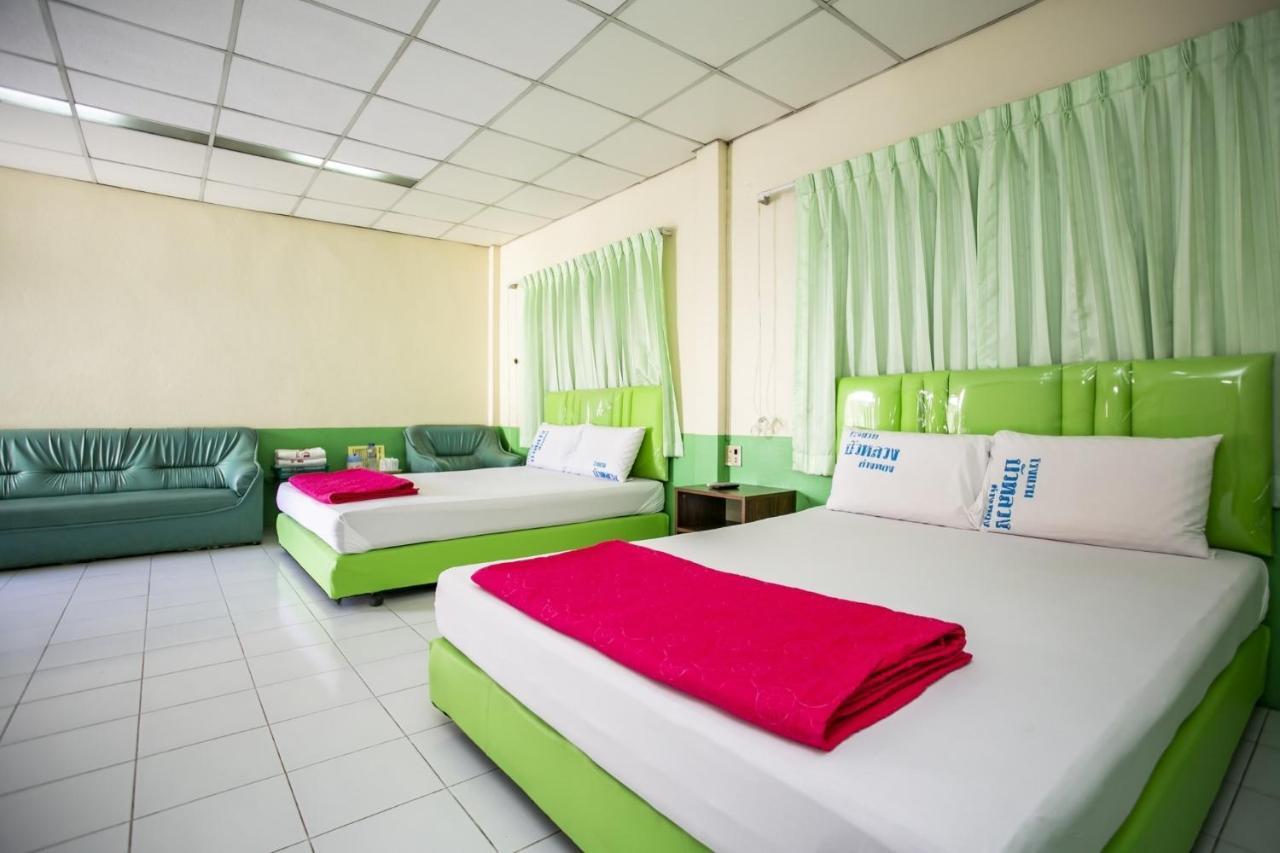 אנג טונג Bualuang Hotel מראה חיצוני תמונה